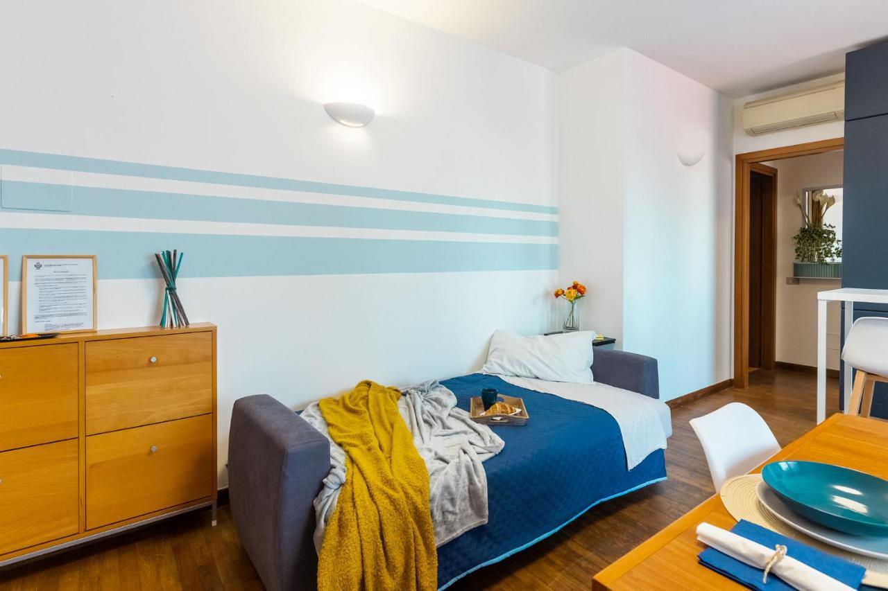 Casa Di Adele, Bilocale Con Wifi E Smart Tv Apartment Monza Bagian luar foto