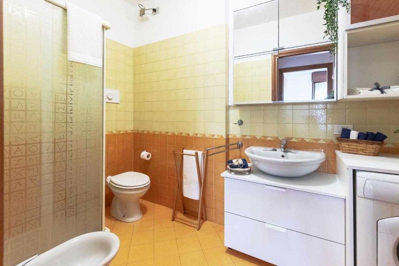 Casa Di Adele, Bilocale Con Wifi E Smart Tv Apartment Monza Bagian luar foto